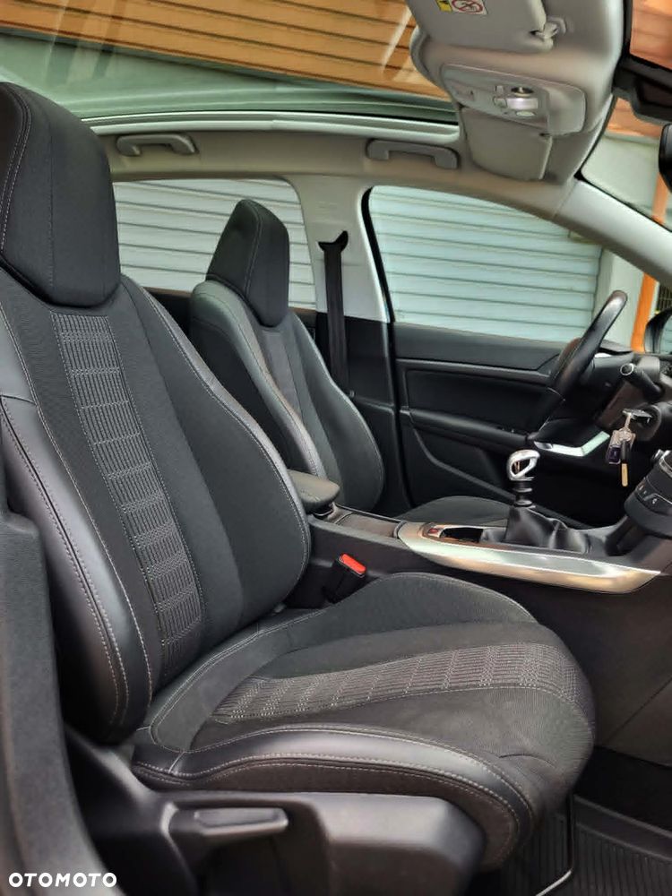 Peugeot 308 BlueHDi 130 Stop & Start Active Business-Paket - 8