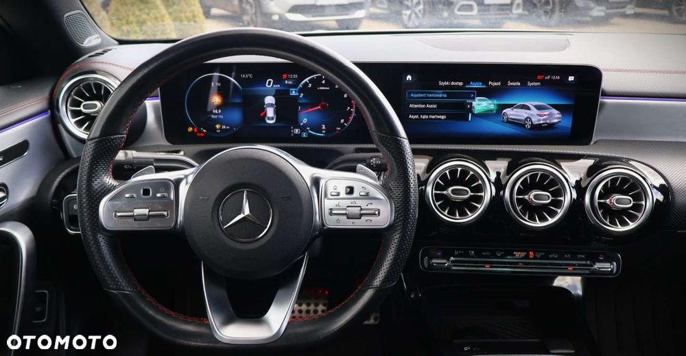 Mercedes-Benz CLA - 13