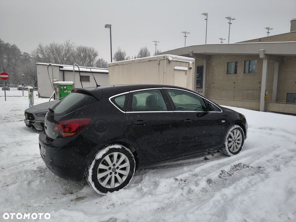 Opel Astra 1.7 CDTI - 2