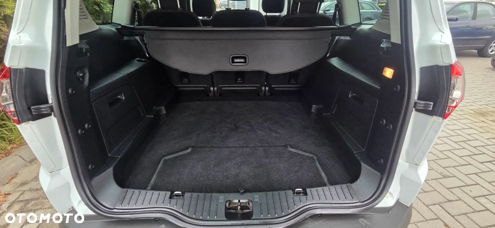 Ford S-Max 2.0 TDCi DPF Business Edition - 29