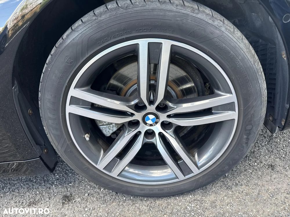 BMW Seria 5 520d xDrive AT - 26