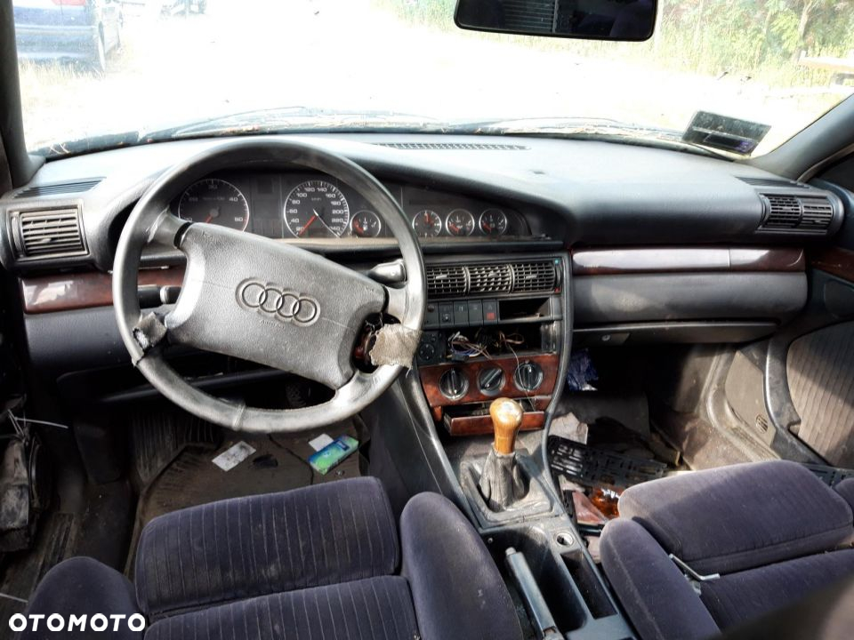 Części Audi A6 C4 kombi 2.5 TDI - 3