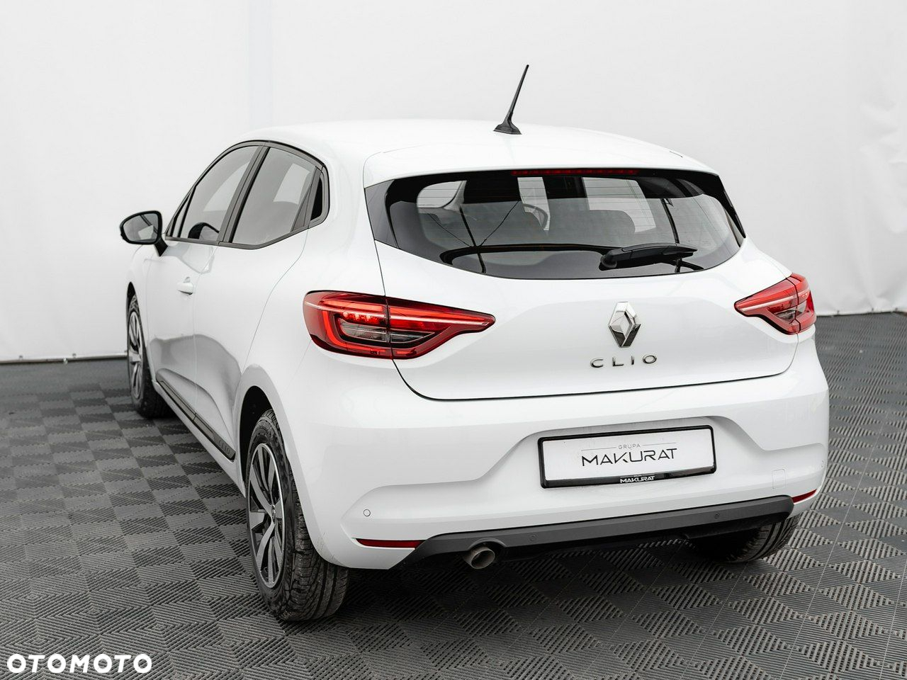 Renault Clio 1.0 TCe Equilibre - 5