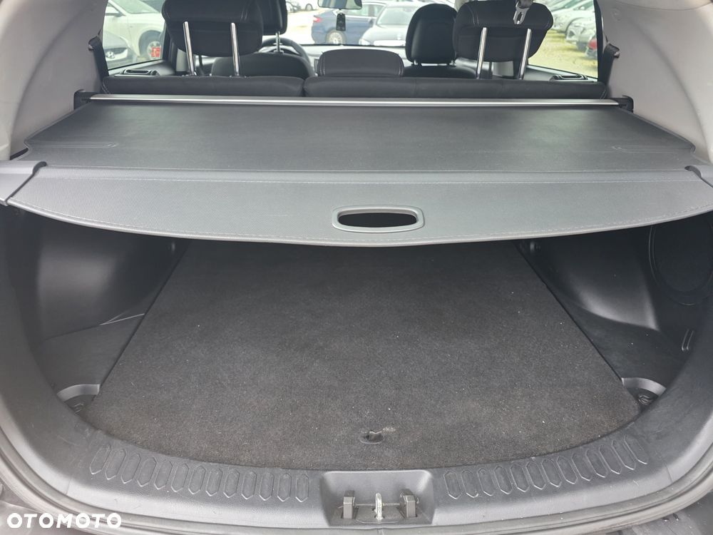 Kia Sportage 1.6 GDI 2WD Fifa World Cup Edition - 10