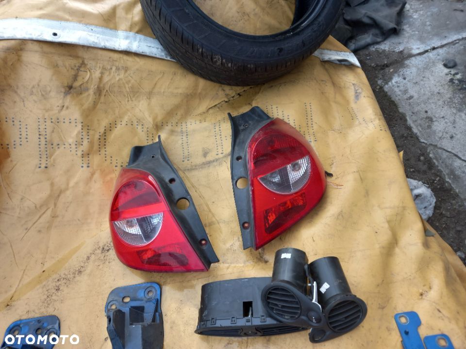 Lampy tył Renault clio 3 - 3