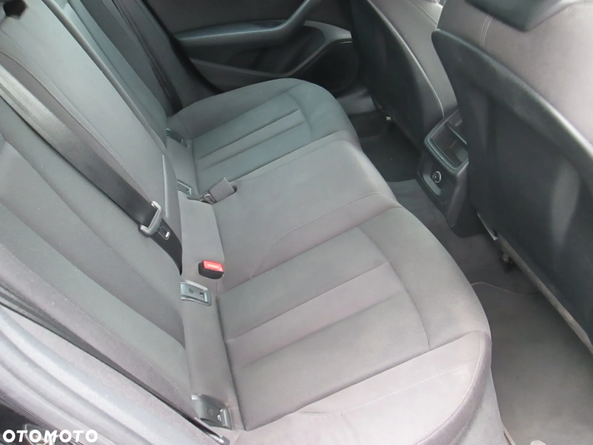 Audi A4 Avant 2.0 TFSI ultra S tronic - 17