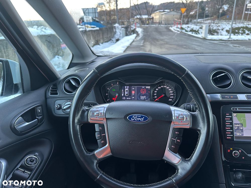 Ford S-Max 2.0 TDCi DPF Titanium X - 37