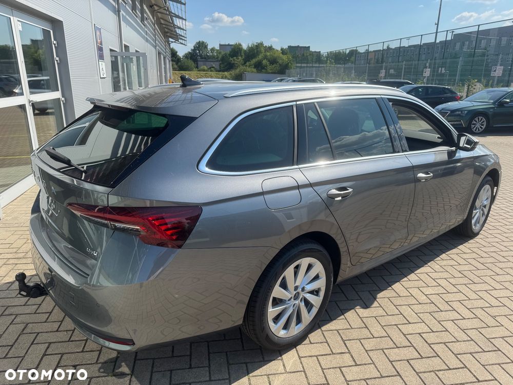 Skoda Octavia 2.0 TSI Selection 4x4 DSG - 6