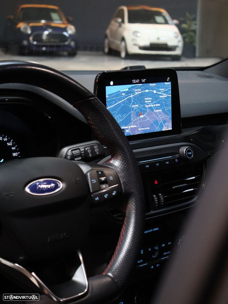 Ford Focus 1.5 TDCi ECOBlue ST-Line Aut. - 19