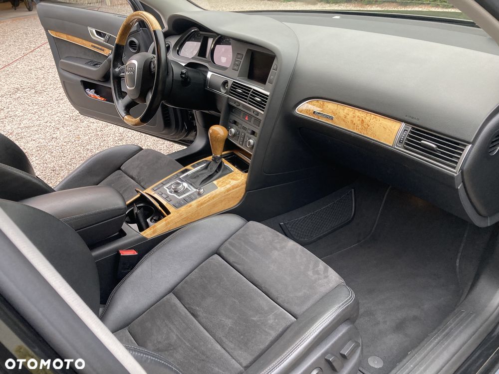 Audi A6 Avant 4.2 Quattro Tiptronic - 9