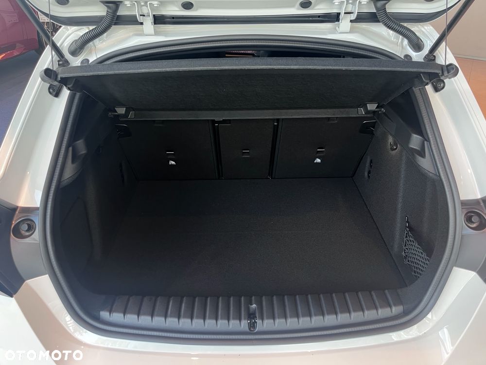 BMW Seria 1 - 30