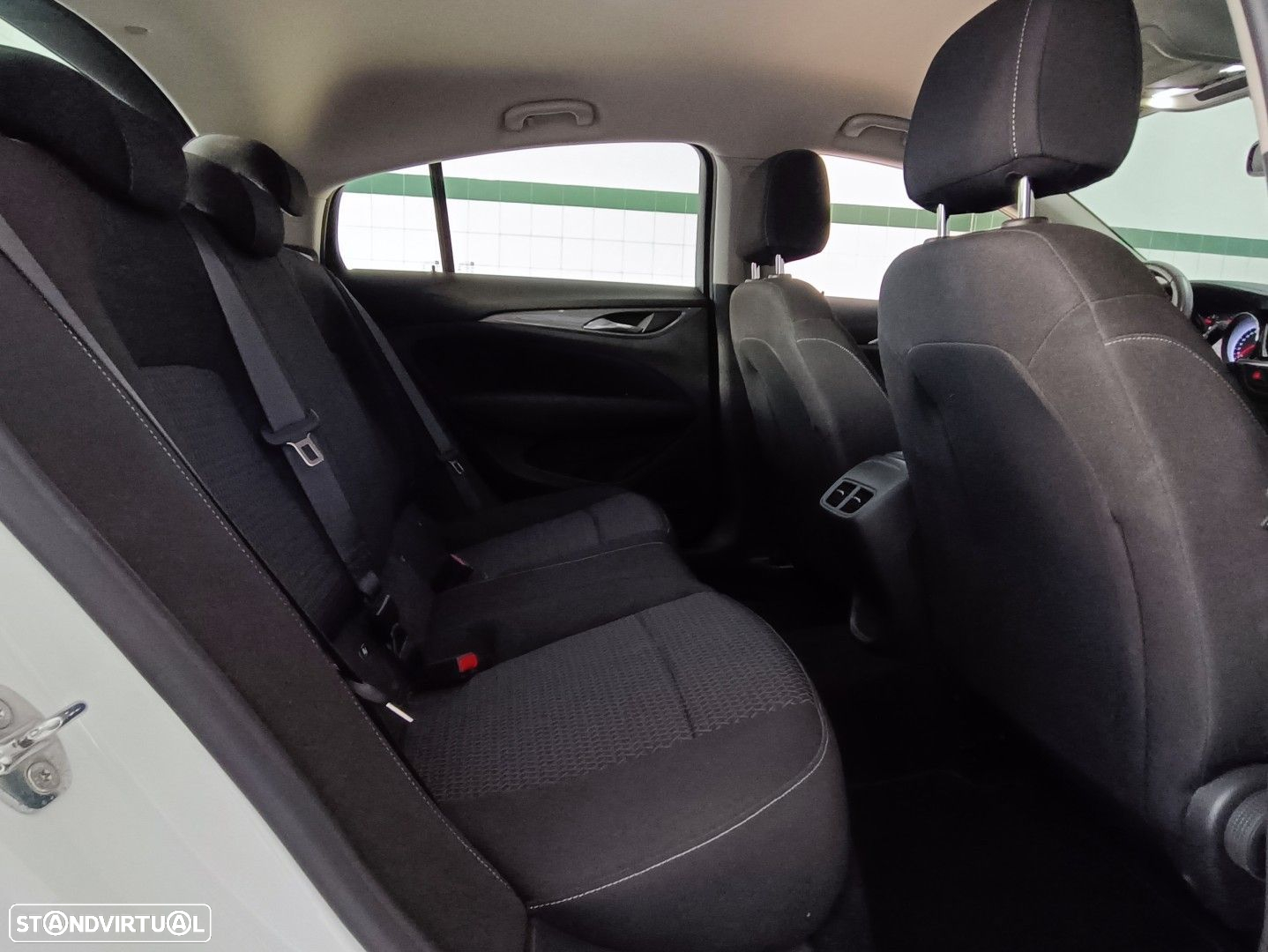 Opel Insignia Grand Sport 1.5 D Business Edition - 13