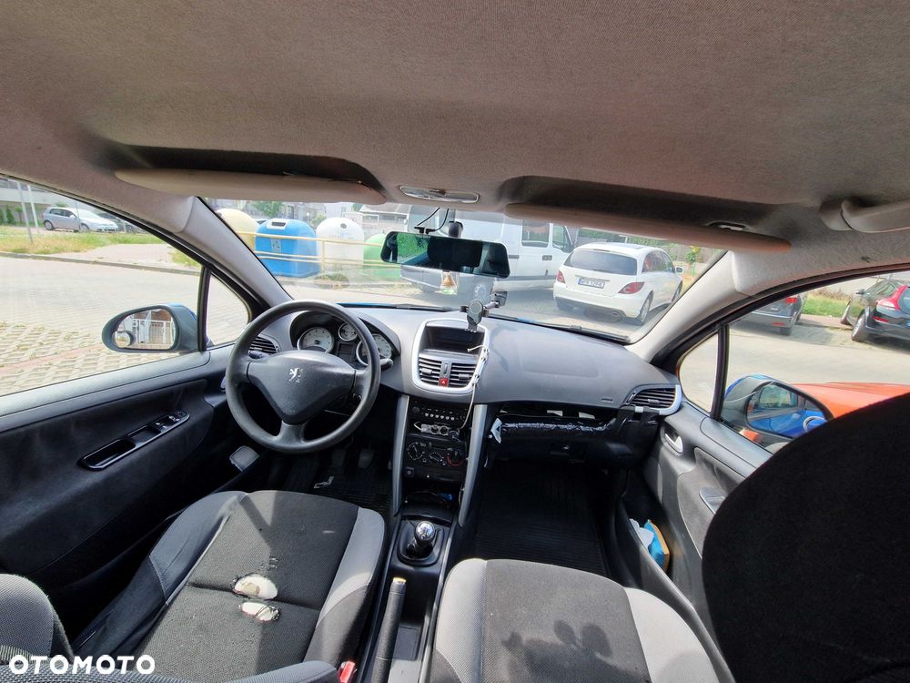 Peugeot 207 - 7