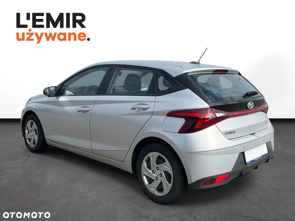 Hyundai i20 1.2 Pure - 21