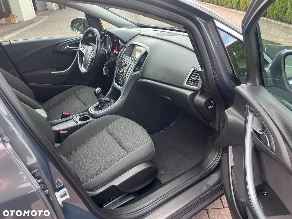 Opel Astra 1.4 T Cosmo - 15