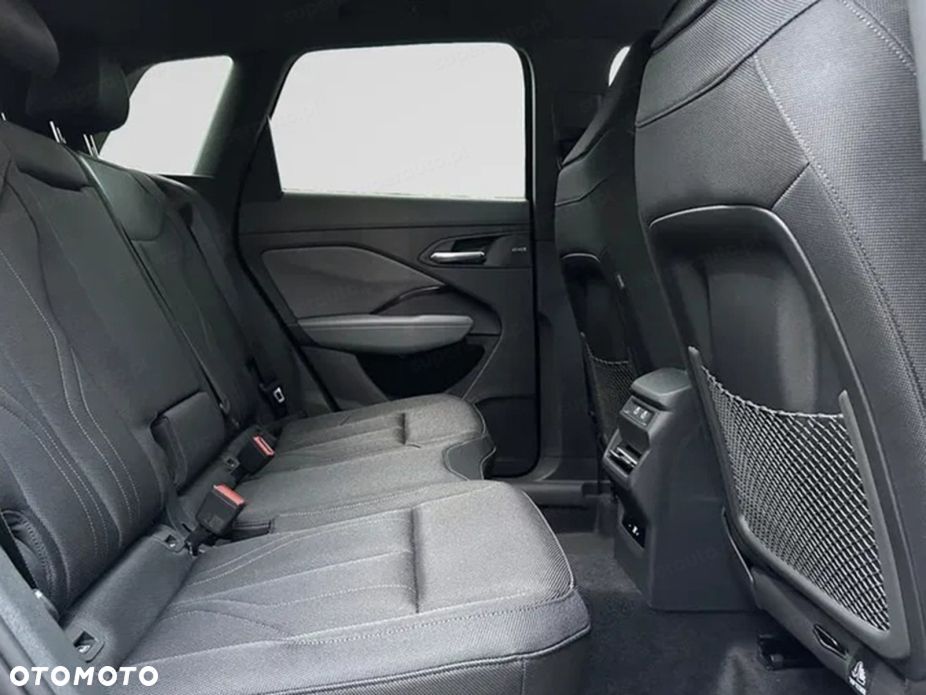 Audi Q3 Sportback - 12