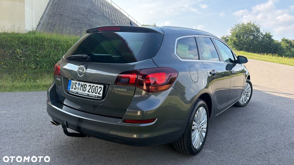 Opel Astra 1.4 Turbo - 2
