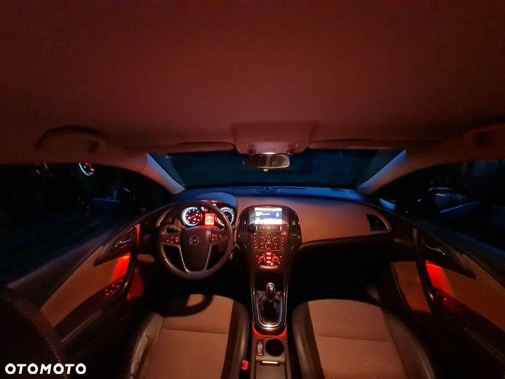 Opel Astra IV 2.0 CDTI Sport - 19