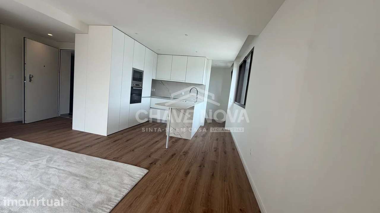 T1 Novo c/ Varanda e Lugar de Garagem em Arcozelo (Praias) - Grande imagem: 2/30