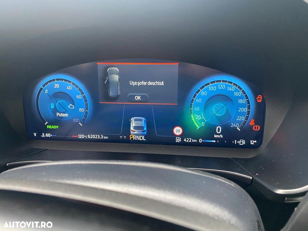 Ford Kuga - 28