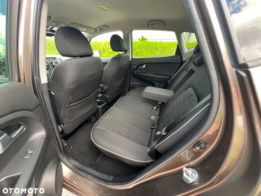 Kia Venga 1.6 CRDi 128 Vision - 22