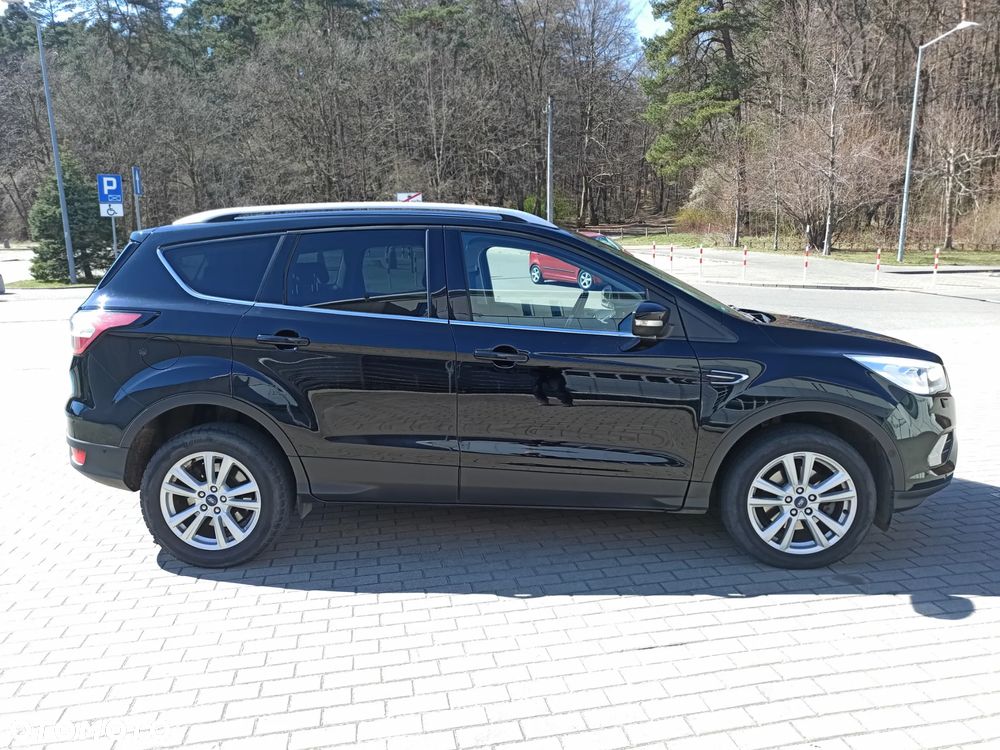 Ford Kuga - 4