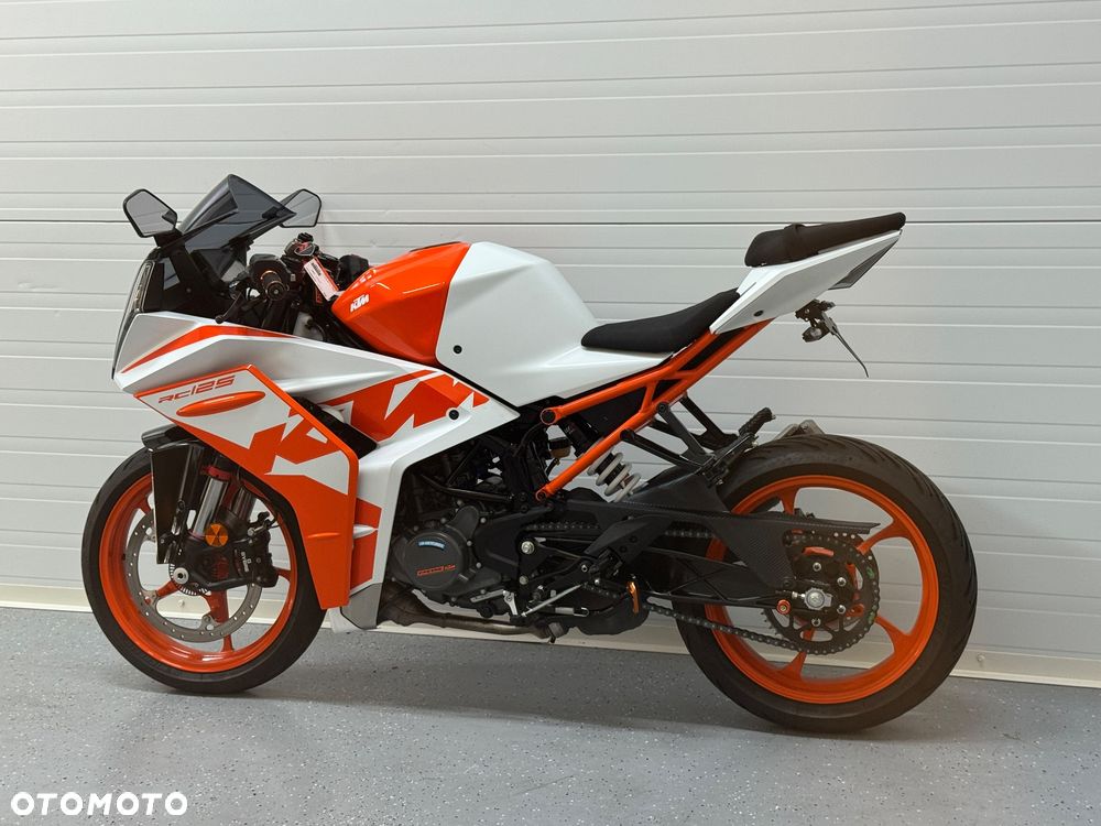 KTM RC 125 - 19