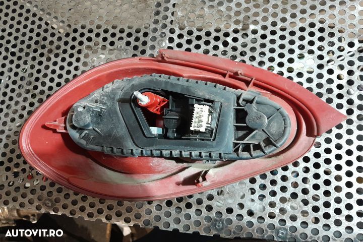 Lampa / Tripla stop dreapta pe aripa Toyota Aygo 1 [2005 - 2008] Hatc - 2