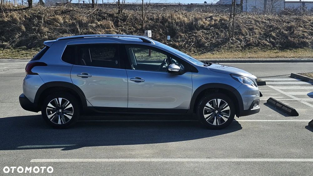 Peugeot 2008 1.2 Pure Tech GPF Allure S&S - 3