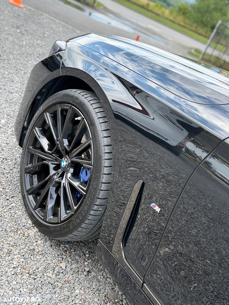 BMW Seria 7 750i xDrive - 15
