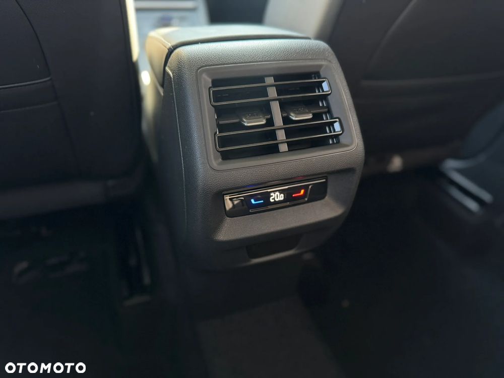 Volkswagen Tiguan 1.5 TSI EVO Life DSG - 24