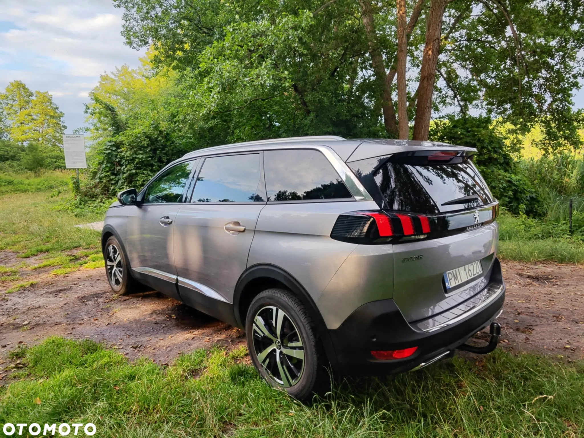 Peugeot 5008 - 5
