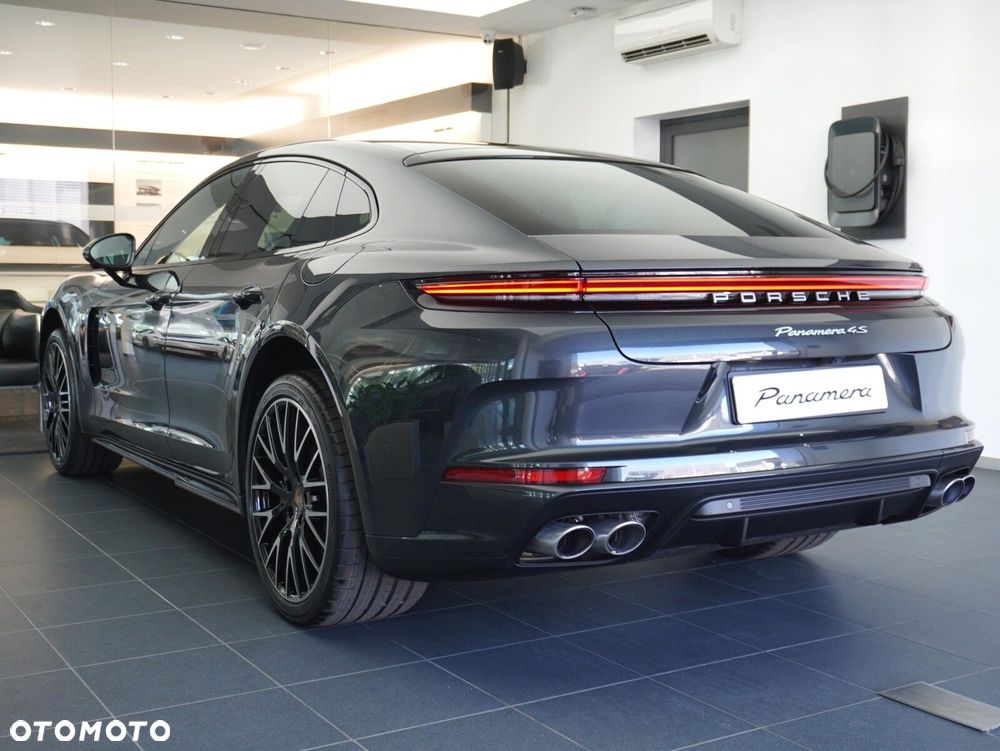 Porsche Panamera 4S E-Hybrid PHEV - 19