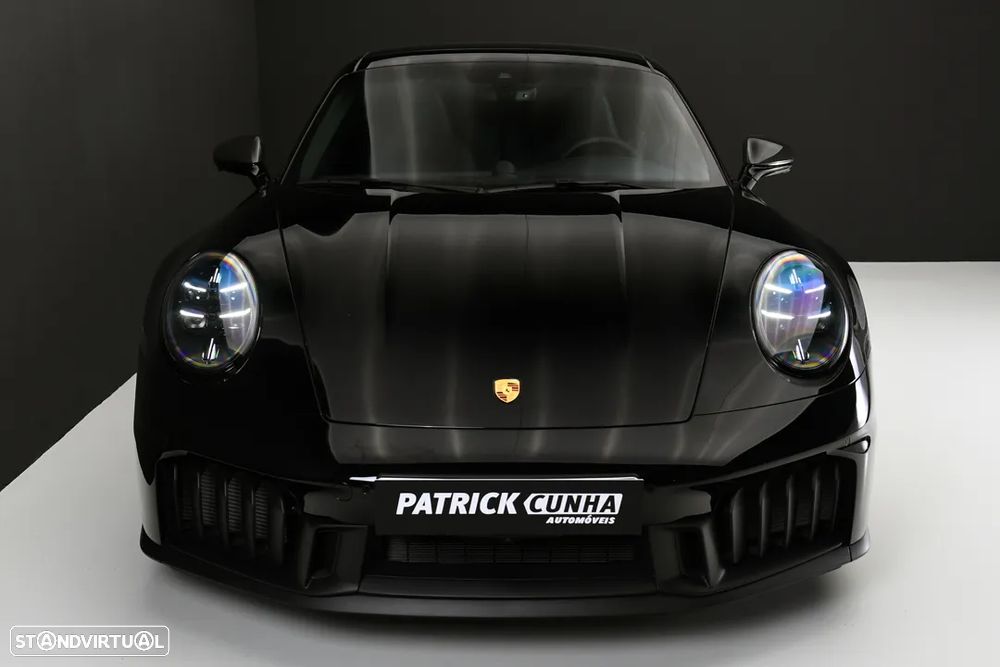 Porsche 911 (992) Carrera GTS - 2