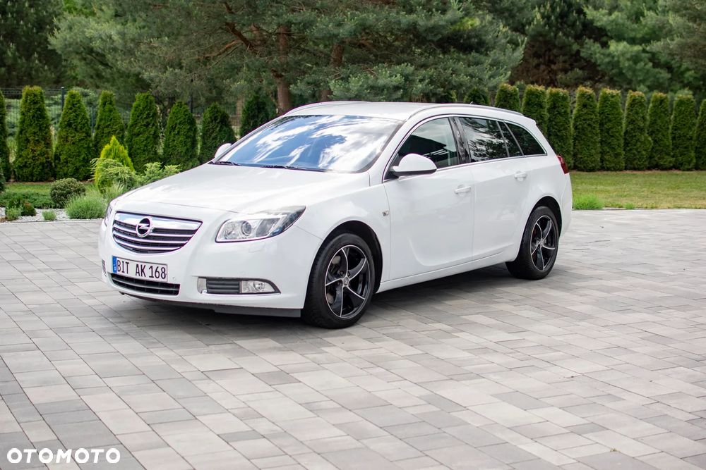 Opel Insignia - 1