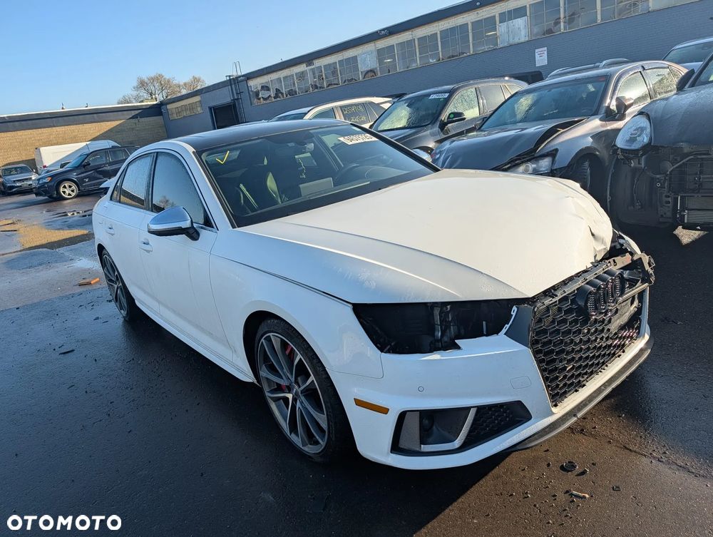 Audi S4 Limousine - 1