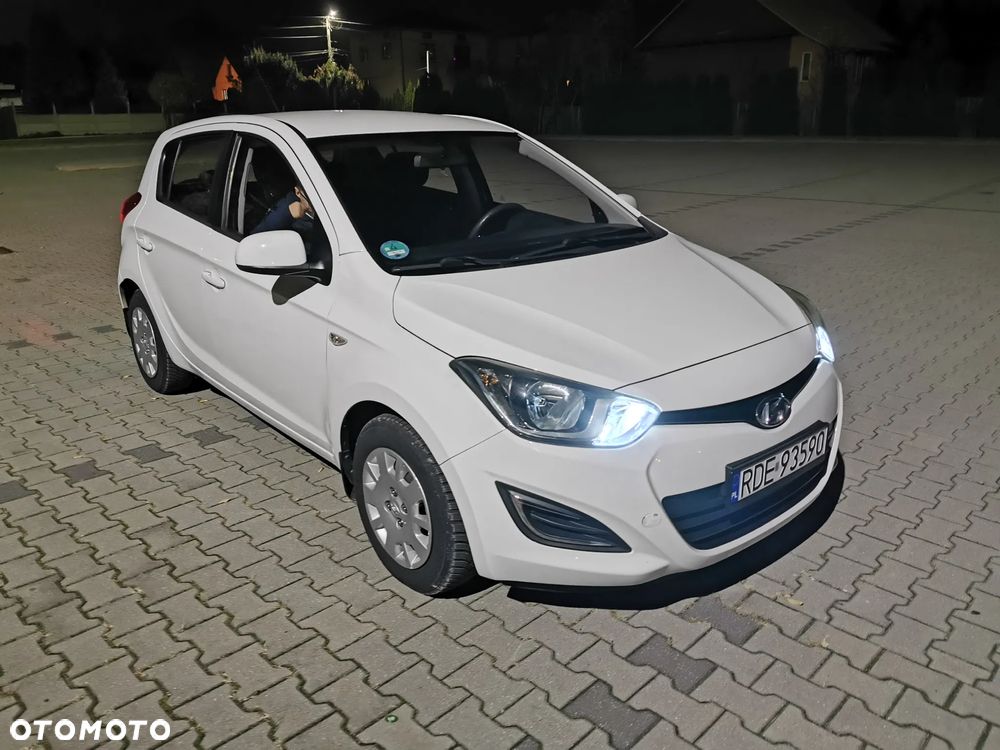 Hyundai i20 1.2 Trend - 26