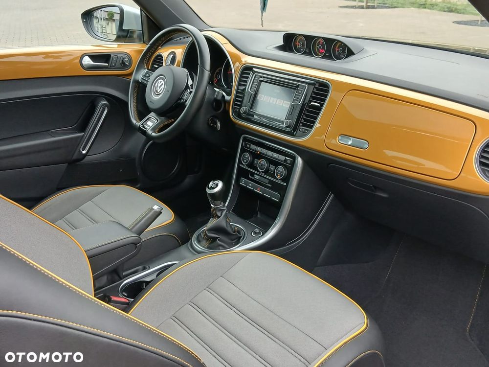 Volkswagen Beetle 2.0 TDI (BlueMotion Tech) Dune - 2