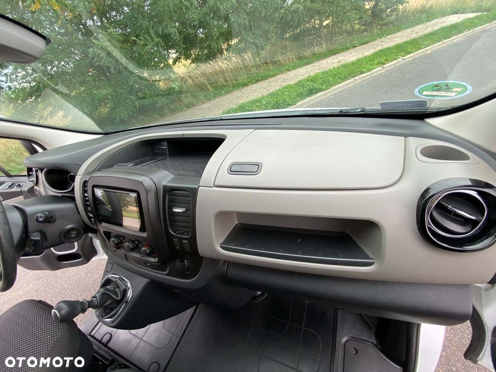 Renault Trafic - 18