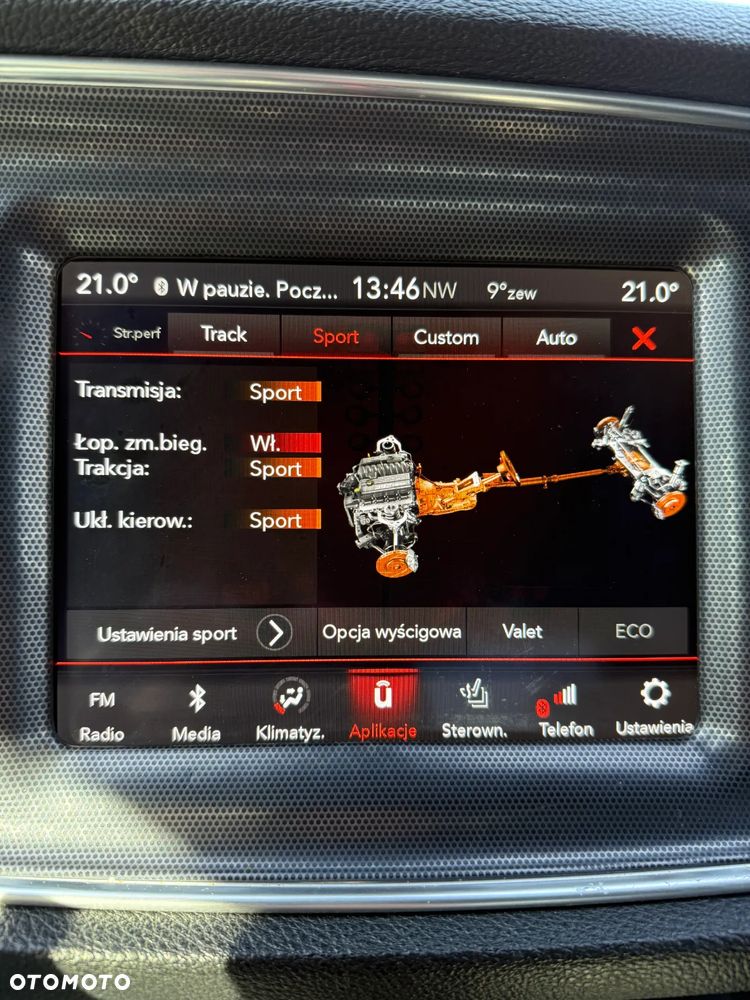 Dodge Challenger 6.4 Scat Pack - 16