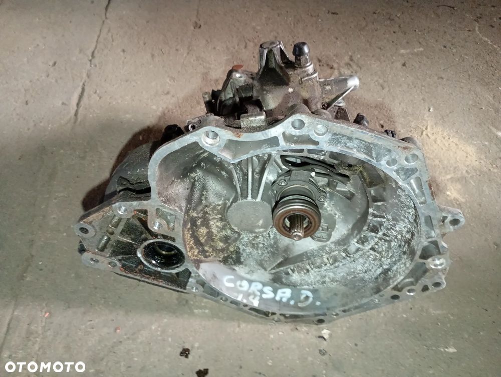 OPEL CORSA D FL 1,4 16V skrzynia biegów AT7C419