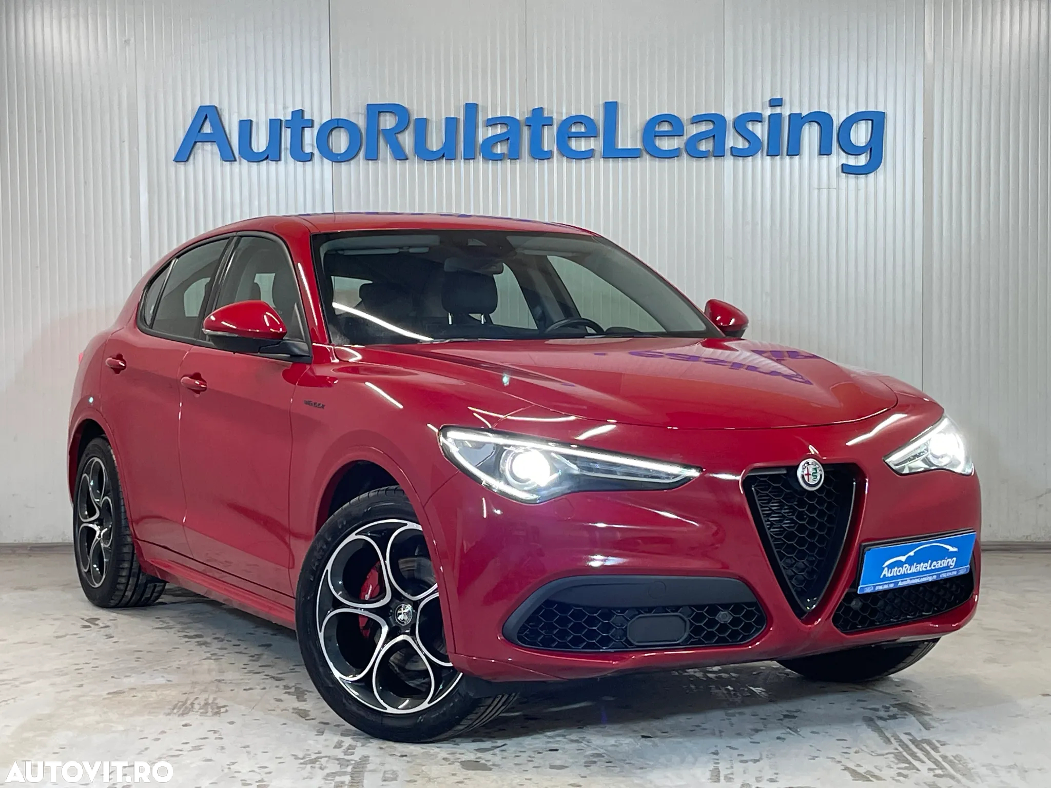 Alfa Romeo Stelvio 2.0 Turbo AWD AT8 Veloce - 2