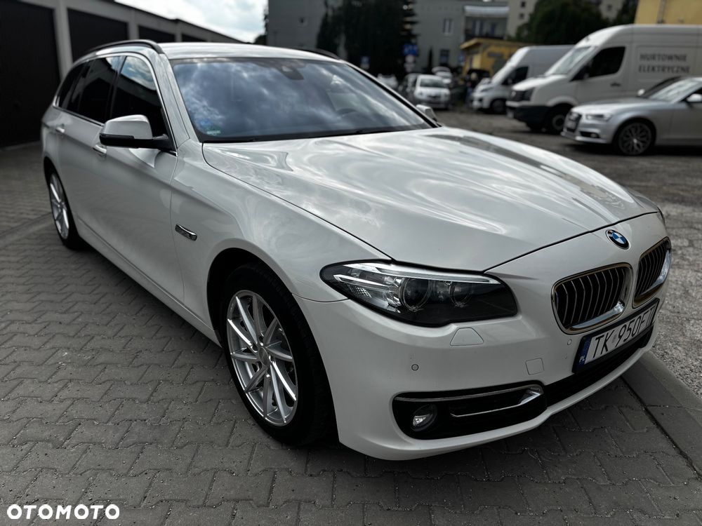 BMW Seria 5 520d xDrive Luxury Line - 2