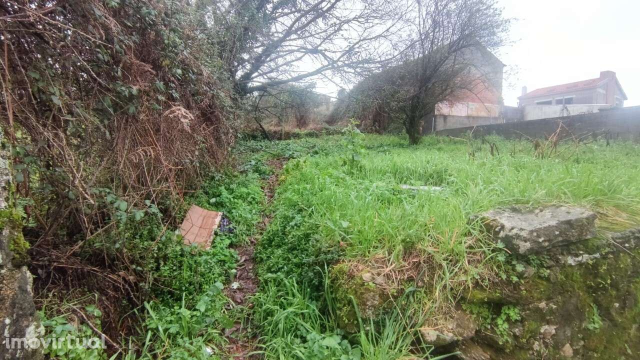 Terreno urbano em São João da Madeira - Grande imagem: 3/8