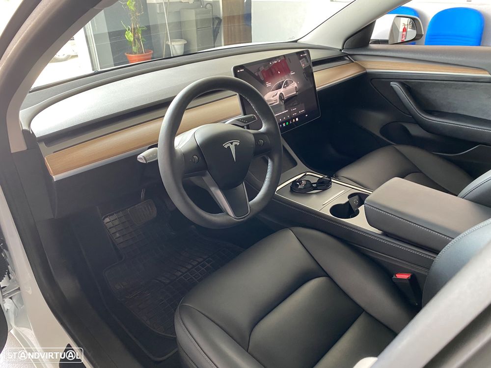 Tesla Model 3 Long Range Tração Traseira - 19