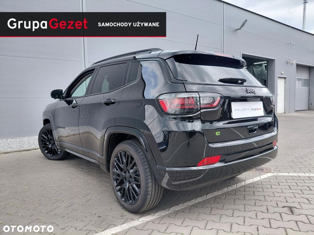 Jeep Compass - 8