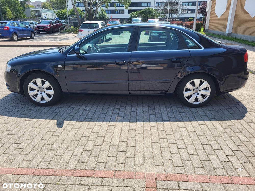 Audi A4 Limousine 2 - 3