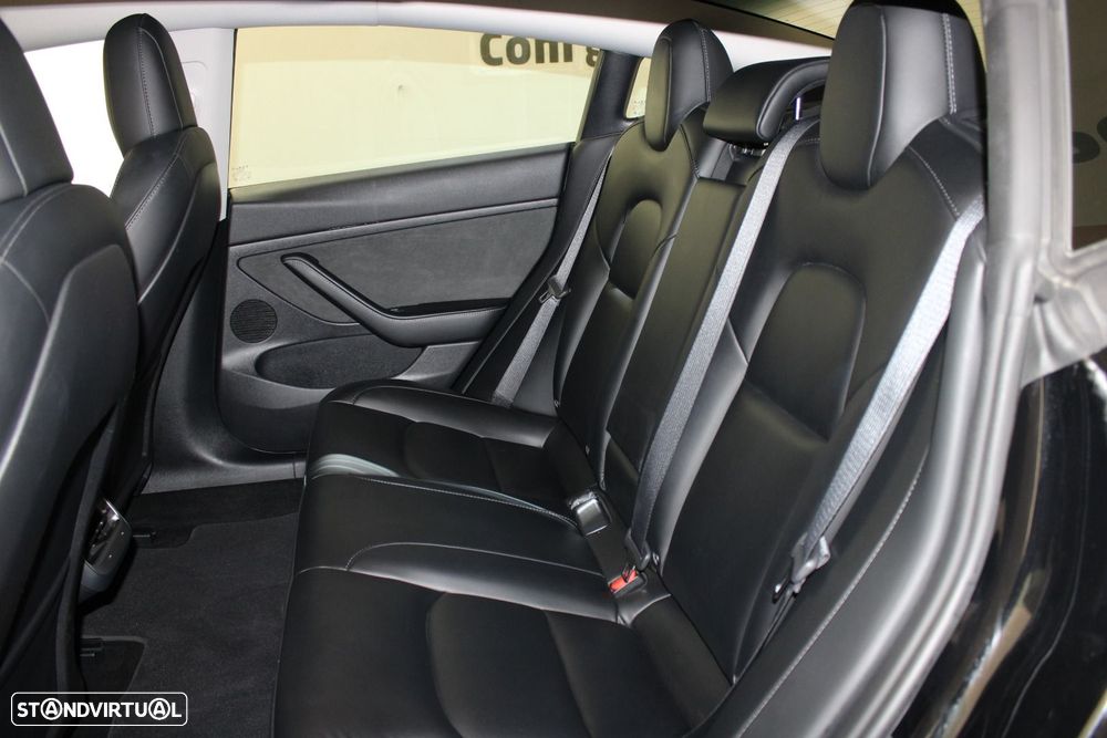 Tesla Model 3 Long Range Tração Traseira - 27