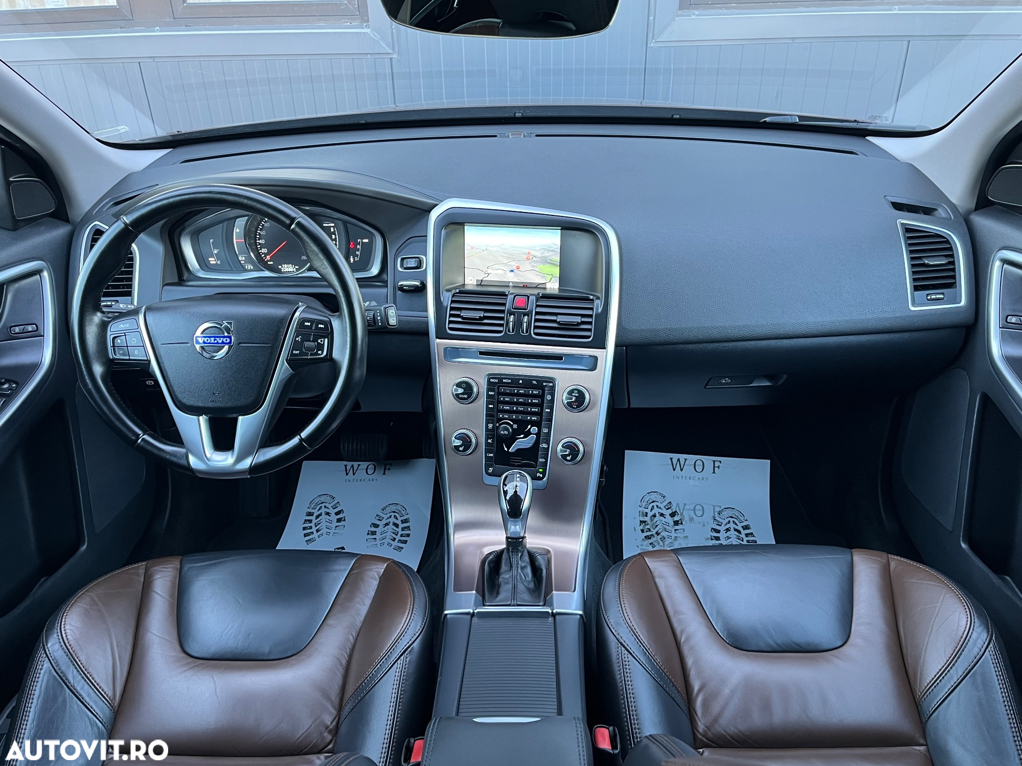 Volvo XC 60 D4 Geartronic Summum - 25