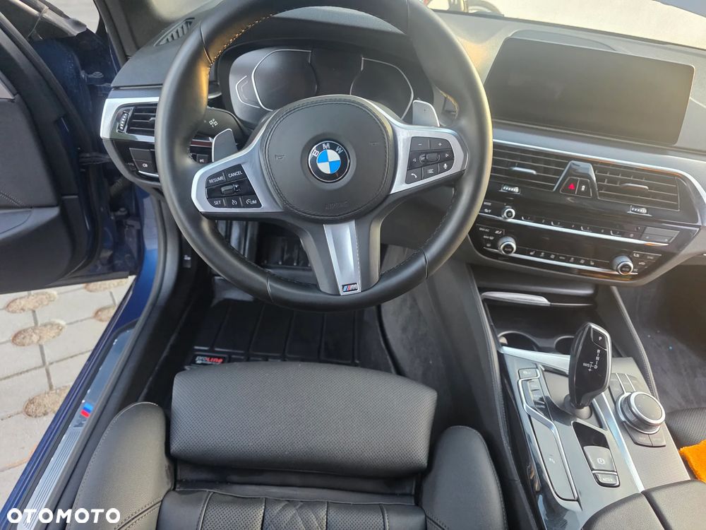 BMW Seria 5 520d xDrive MHEV Sport - 33